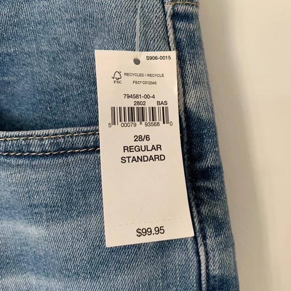 GAP 28/6 Light wash classic straight jeans - Picture 2 of 6